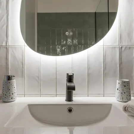 Apartment Casa Riviera-newly Renov 2br Luxury Near Sea Athens